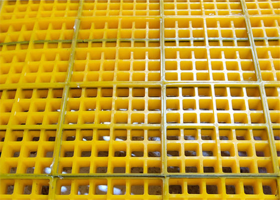 30mm - 60mm Thickness Polyurethane Screen Mesh with Square, Rectangular, Round Aperture and Mosaic, Bolts, Press Bar, Hook Connection for Mining