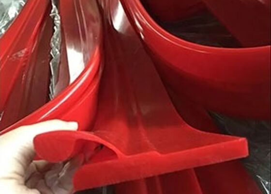Polyurethane Conveyor Skirting Strip Heavy Duty Dust Seal Aggregate Belt Conveyor