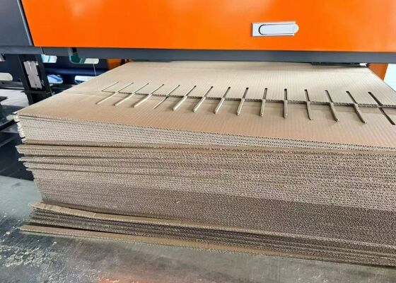 Μηχανή κοπής σύρματος CNC για κυματοειδές χαρτόνι / Ξύστρα γάτας